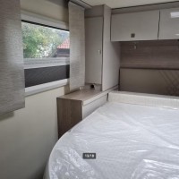 Bürstner T700 Active -Queensbed -Nieuw! T700 active Foto #11