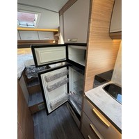 Knaus 700MEG Live I 9T-Automaat Enkele Bedden Hefbed Alde Trekhaak Foto #12