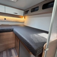 Weinsberg 700MEG CaraCore 9T-Automaat Enkele Bedden Hefbed Luifel Fietsenrek Foto #15