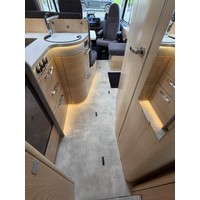 Hymer B600 MC Blackline 170PK Enkele Bedden Hefbed Luifel Schotel Tv Foto #32