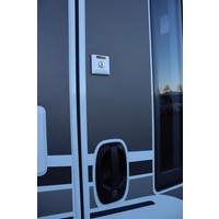 Carado T135 140pk Automaat | Lithium | Omvormer | Zonnepanelen | HEO safe extra sloten | Avtex 5G router | Fietsendrager | Frans bed | 5.95M | Foto #21