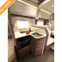 Adria Matrix Plus 670 SLT uit 2019 Foto #6