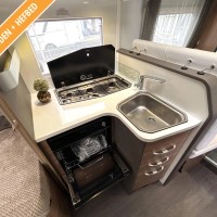 Adria Matrix Plus 670 SLT uit 2019 Foto #7