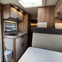 Weinsberg 600 MEG CaraCompact Enkele Bedden Luifel 2X Airco Foto #8