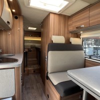 Weinsberg 600 MEG CaraCompact Enkele Bedden Luifel 2X Airco Foto #9