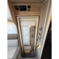 Eura mobil 675 SB Profila **** 9-Traps Automaat Luifel Lift-Fietsenrek Luchtvering Foto #21