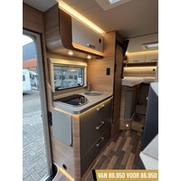 Weinsberg 640 MEG Pepper Edition 170PK Automaat Enkele Bedden Schotel Luifel Foto #11