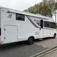 Rapido I 896F Automaat Queensbed Hefbed Face To Face Zonnepaneel Foto #5