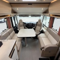 Rapido I 896F Automaat Queensbed Hefbed Face To Face Zonnepaneel Foto #10