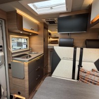 Weinsberg 600MEG Pepper Edition 9T-Automaat Enkele Bedden 2X Airco Seitz Luifel Foto #8