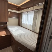 Lmc I735 Explorer Automaat Enkele Bedden Hefbed Zonnepaneel Foto #15