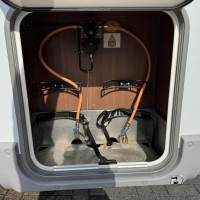 Lmc I735 Explorer Automaat Enkele Bedden Hefbed Zonnepaneel Foto #33