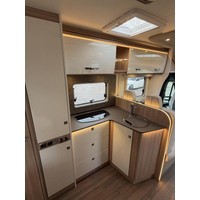 Bürstner Harmony T660 M Zonnepanelen 2X Airco Luchtvering Omvormer Foto #13