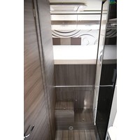 Mc Louis Carat 460 G 2020 Zonnepaneel Hefbed Luifel TOPSTAAT Foto #9