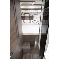 Mc Louis Carat 460 G 2020 Zonnepaneel Hefbed Luifel TOPSTAAT Foto #14