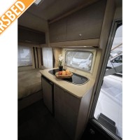 Bürstner Premio 395 TS uit 2012 Foto #10