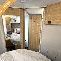 Adria Matrix Plus 670 DC uit 2021 Foto #4