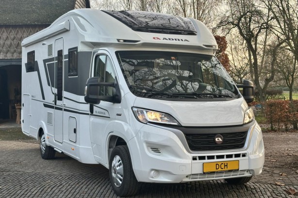 Adria Matrix Plus 670 DC