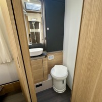 Adria Matrix Plus 670 DC Foto #18