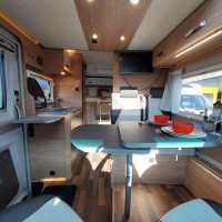 Weinsberg CaraCompact Suite MB 640 MEG Prachtige en pure luxe Foto #5