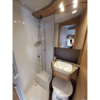 Weinsberg CaraCompact Suite MB 640 MEG Prachtige en pure luxe Foto #15