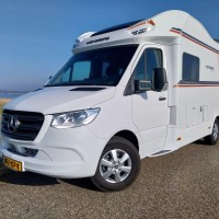 Weinsberg CaraCompact Suite MB 640 MEG Prachtige en pure luxe Foto #16