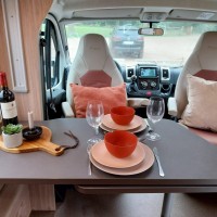 Bürstner Delfin 726 T 2x airco + tv + fietsdrg. Foto #9