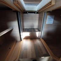 Weinsberg CaraCompact Suite MB 640 MEG Prachtige en pure luxe Foto #3