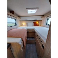 Sunlight V66  met nog maar 21300 km's Foto #17