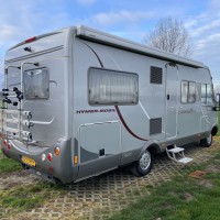 Hymer B654 uit 2006 Foto #3