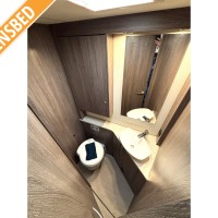 Bürstner Nexxo Time 685 uit 2016 Foto #10