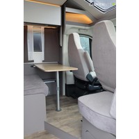 Lmc Tourer Lift H660 140pk 2.3 Multijet | Lengtebedden | Thule fietsendrager | Elektrisch hefbed | Thule luifel | Panoramadak | Foto #5