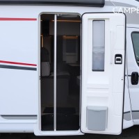 LMC Tourer T730G 165pk | Lengtebedden | Thule Luifel | Thule Fietsendrager| Gescheiden douche | Zenec multimediasysteem | Foto #4