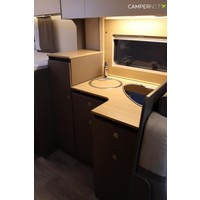 Lmc Tourer Lift H664 170pk Automaat | Lengtebedden | Hefbed | Dieselverwarming | Grote garage | Fietsendrager | Multimedia systeem | Foto #10