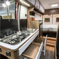 Peugeot campers Buscamper Bravia Swan 636- Peugeot Boxer -2.2 BlueHdi- 121 Kw/165 Ps - Euro 6.3 + Bravia AMG Paket Schnitzer Racing Paket-Aluvelgen 18