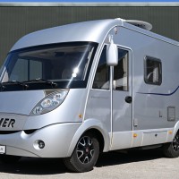 Hymer B 528 CL incl. Luifel Schotel Victron Invert. Zonnep. Foto #1