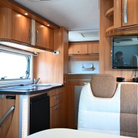 Hymer B 528 CL incl. Luifel Schotel Victron Invert. Zonnep. Foto #6