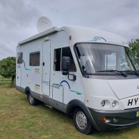 Hymer B524 uit 1999 Foto #1
