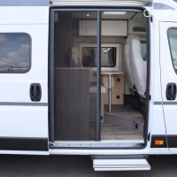 LMC Innovan 640 140pk Automaat | Lengtebedden | Luifel | Panoramadak | Inlegramen | Cruise Control | Nieuw uit voorraad leverbaar | Foto #18