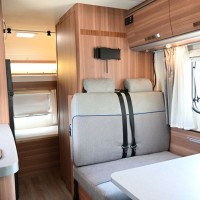 Weinsberg CaraHome 600 DKG Stapelbed Fietsdrager Luifel Foto #4