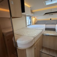 Hymer B580 MC 177PK Enkele Bedden 2X Airco Zonnepanelen Trekhaak Bearlock Foto #17