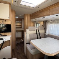 Dethleffs Advantage 7051 DBM Queensbed Hefbed Maxxfan Zonnepaneel Bearlock Foto #9