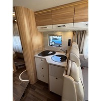 Dethleffs Advantage 7051 DBM Queensbed Hefbed Maxxfan Zonnepaneel Bearlock Foto #11