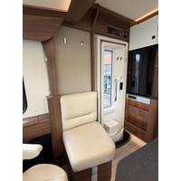 Hymer B600 MC Enkele Bedden Hefbed 2X Airco Zonnepanelen Lithium Omvormer Foto #12