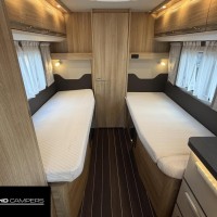 Knaus 700 MEB Platinum Automaat Enkele Bedden Grote Badkamer Maxxfan Foto #2