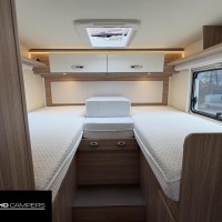 Bürstner T726 G Limited 9T-Automaat Enkele Bedden Hefbed 5 Persoons Foto #2