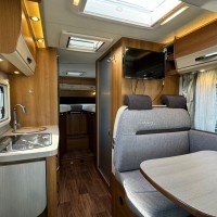 Knaus 650 MEG Platinum Automaat Enkele Bedden Zonnepaneel Luifel Foto #8