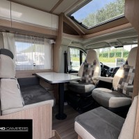 Sunlight T69 S Queensbed Luifel Schotel Zonnepaneel Lithium Bearlock Foto #1