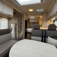 Eura mobil 675 SB Profila **** 9-Traps Automaat Luifel Lift-Fietsenrek Luchtvering Foto #9