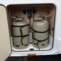 Eura mobil 675 SB Profila **** 9-Traps Automaat Luifel Lift-Fietsenrek Luchtvering Foto #28